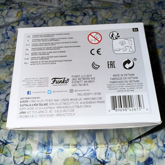 Disney Pop! Undersea Gal Vinyl Collectible - Picture 5 of 8